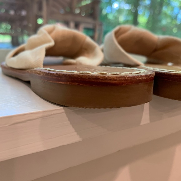 Soludos Size 5 Cream Color Sandals - Picture 3 of 6